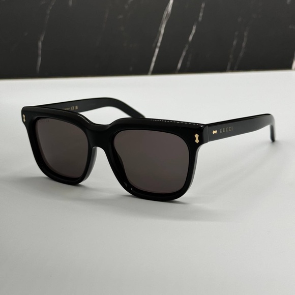 NEW GG1523S 001 GUCCI BLACK GREY SQUARE UNISEX GUCCI SUNGLASSES - Picture 5 of 11